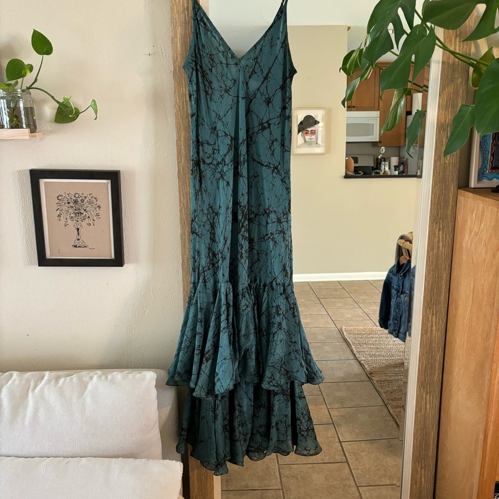 Revolve Mes Demoiselles Mirabella dress in sapphire size 40(6-8)